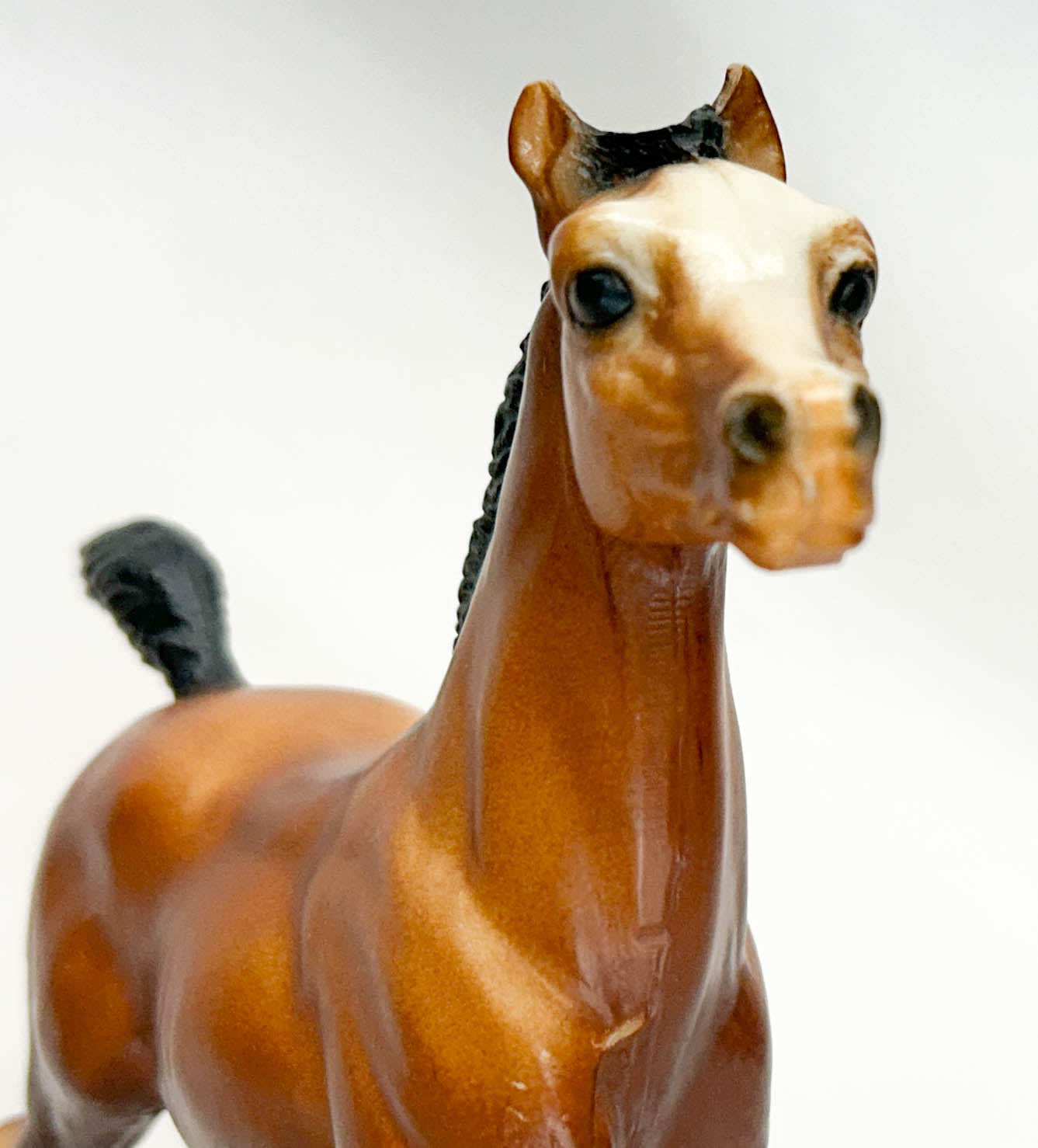 Running Foal, Bay w/ Box - B-Stamp