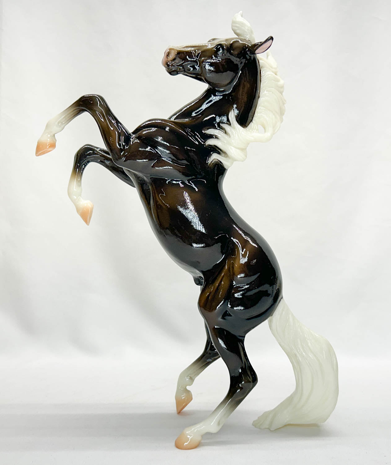 Silver, Glossy Charcoal, Treasure Hunt Chase Piece - Only 500 Made!