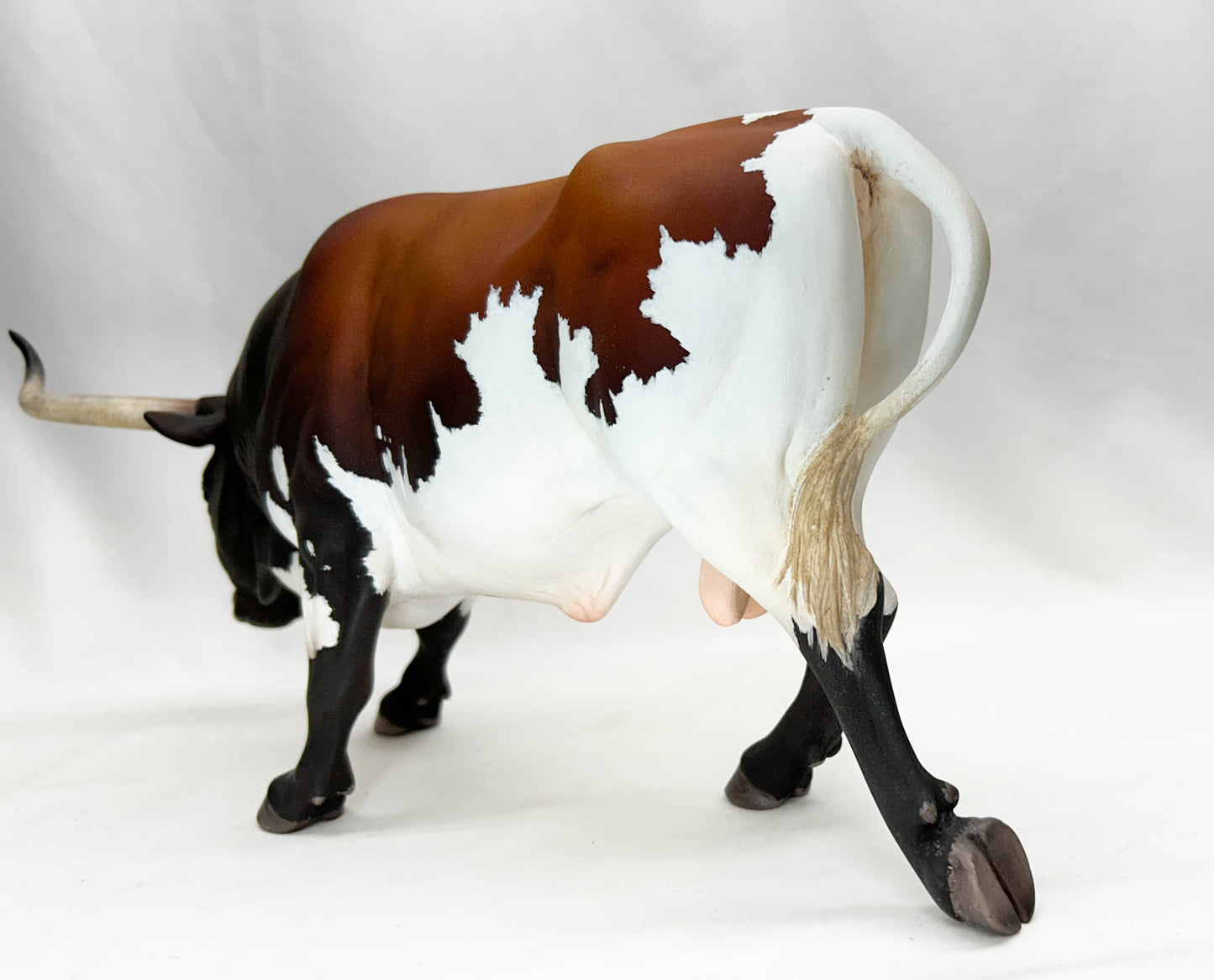 Nohuanda 1:6-scale Texas Longhorn Bull Artist Resin