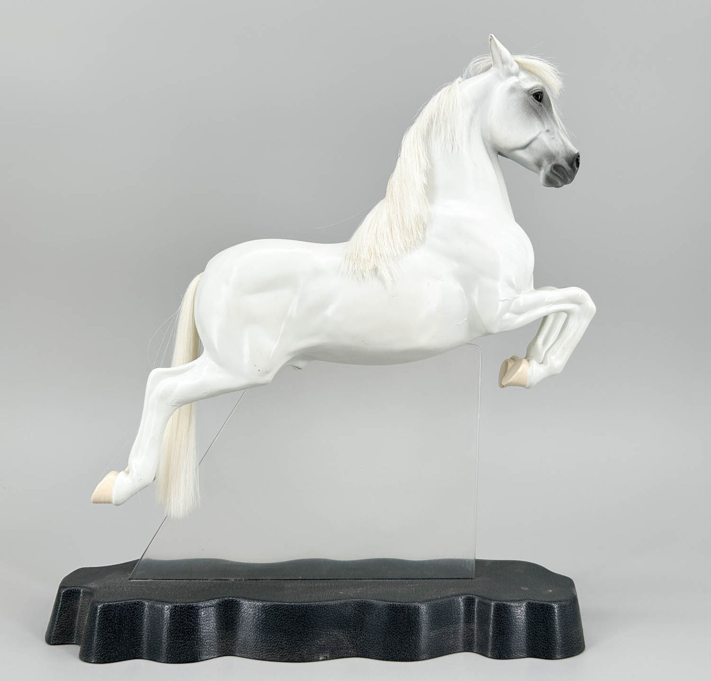 Ertl Lipizzaner Performing Capriole