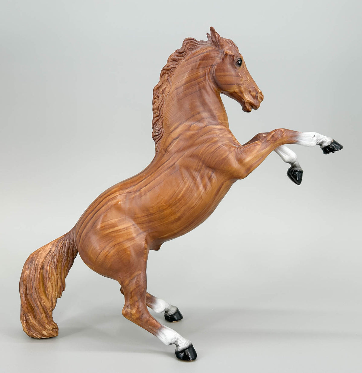 Fighting Stallion, Woodgrain