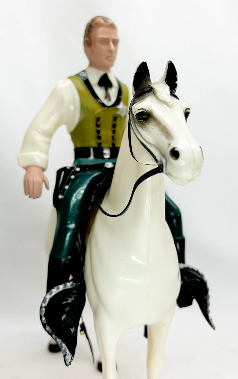 Hartland Walking Horse with Wyatt Earp Rider
