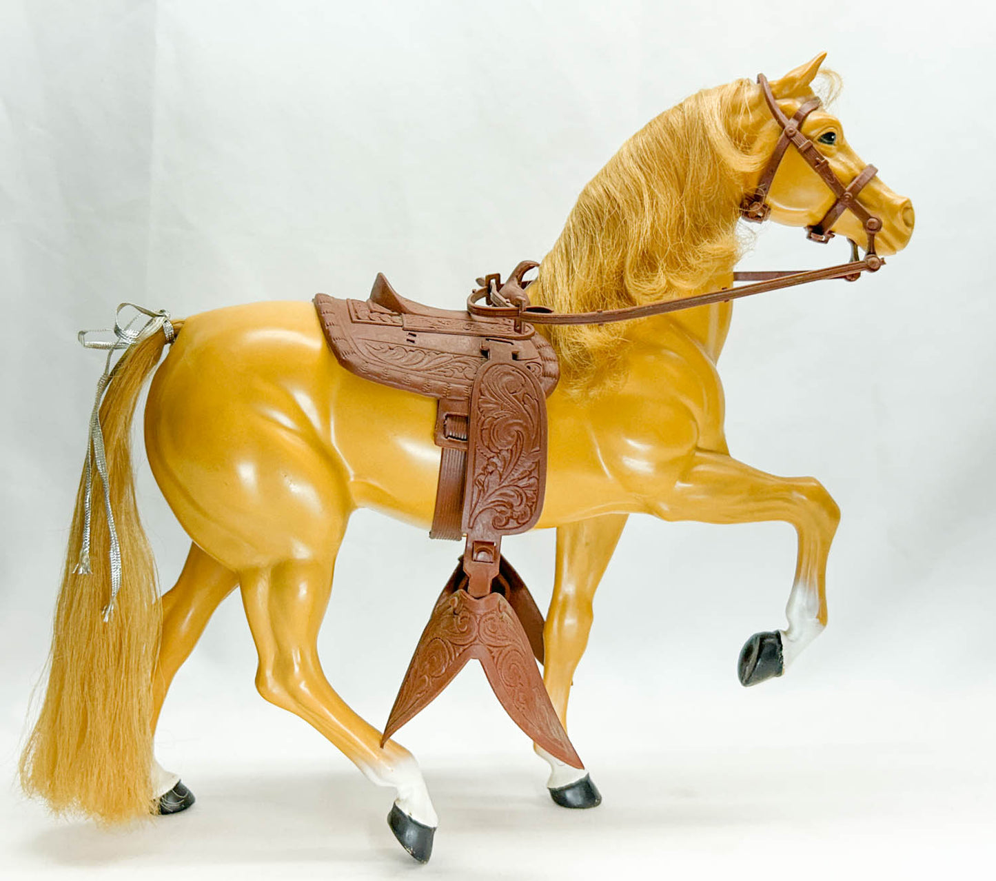 Mattel Barbie's Horse Dallas w/ Accessories
