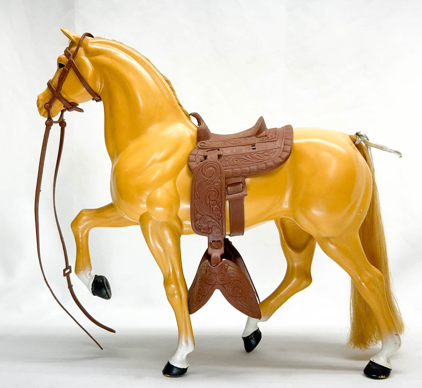 Mattel Barbie's Horse Dallas w/ Accessories