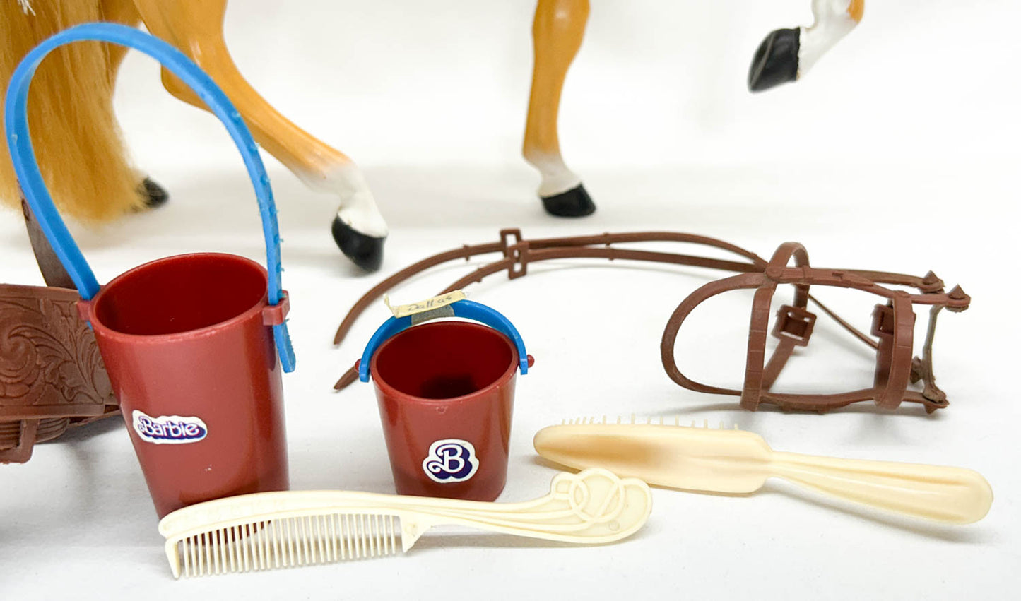 Mattel Barbie's Horse Dallas w/ Accessories