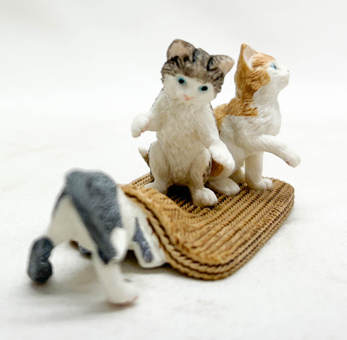 Schleich Kittens Playing On A Rug