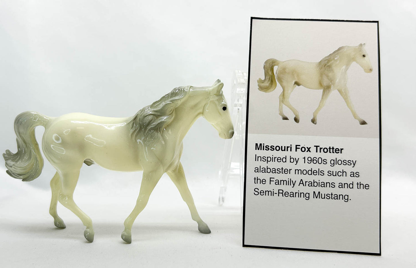 Mini Missouri Fox Trotter, Glossy Alabaster - Vintage Club 2024