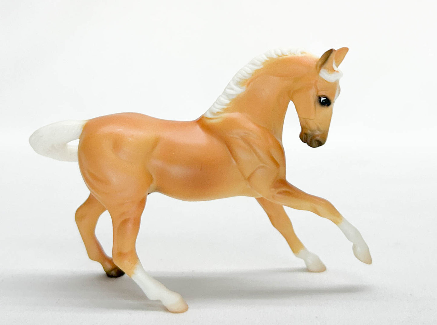 Warmblood, Palomino from Flicka in the Wild Set - Walmart SR