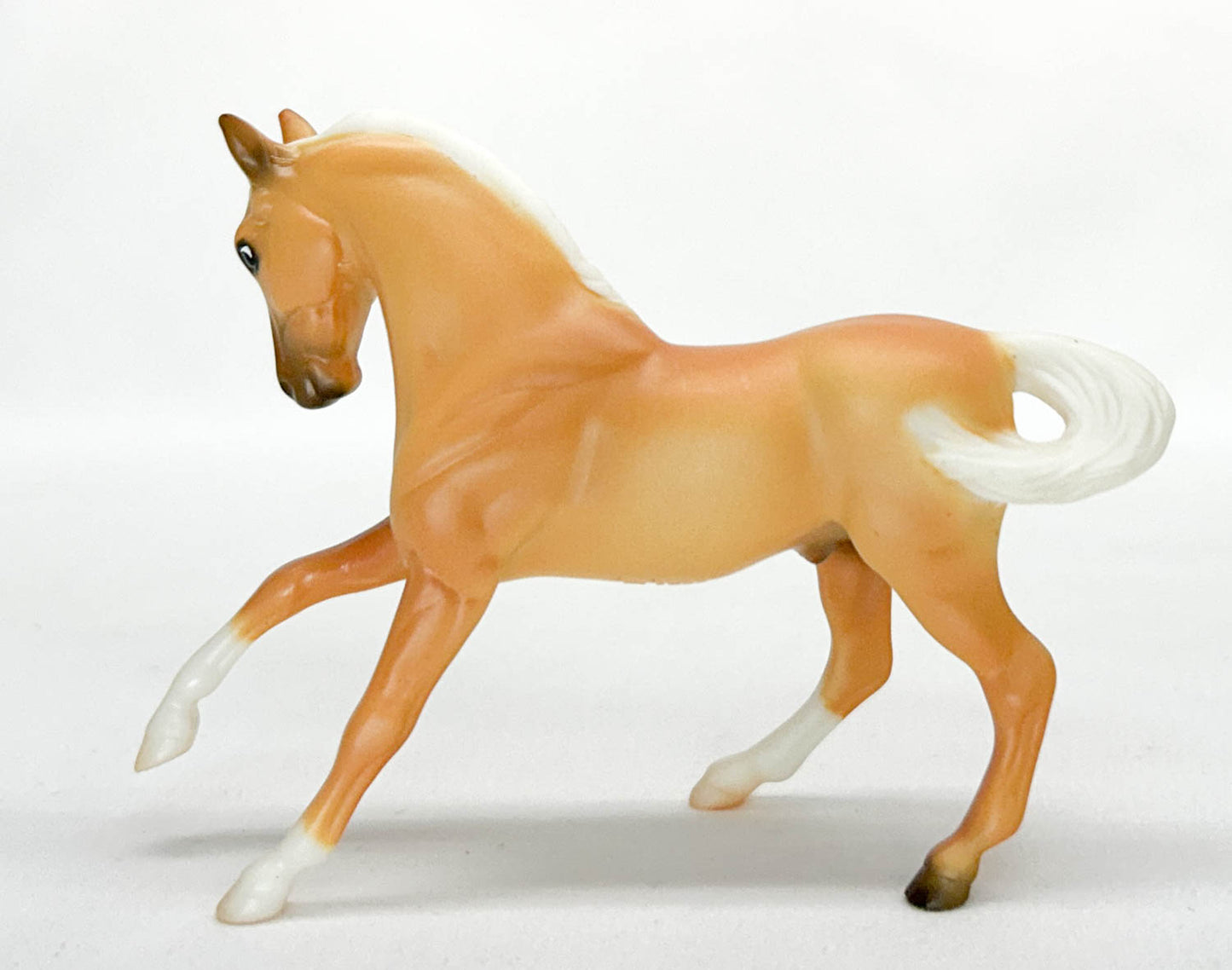 Warmblood, Palomino from Flicka in the Wild Set - Walmart SR