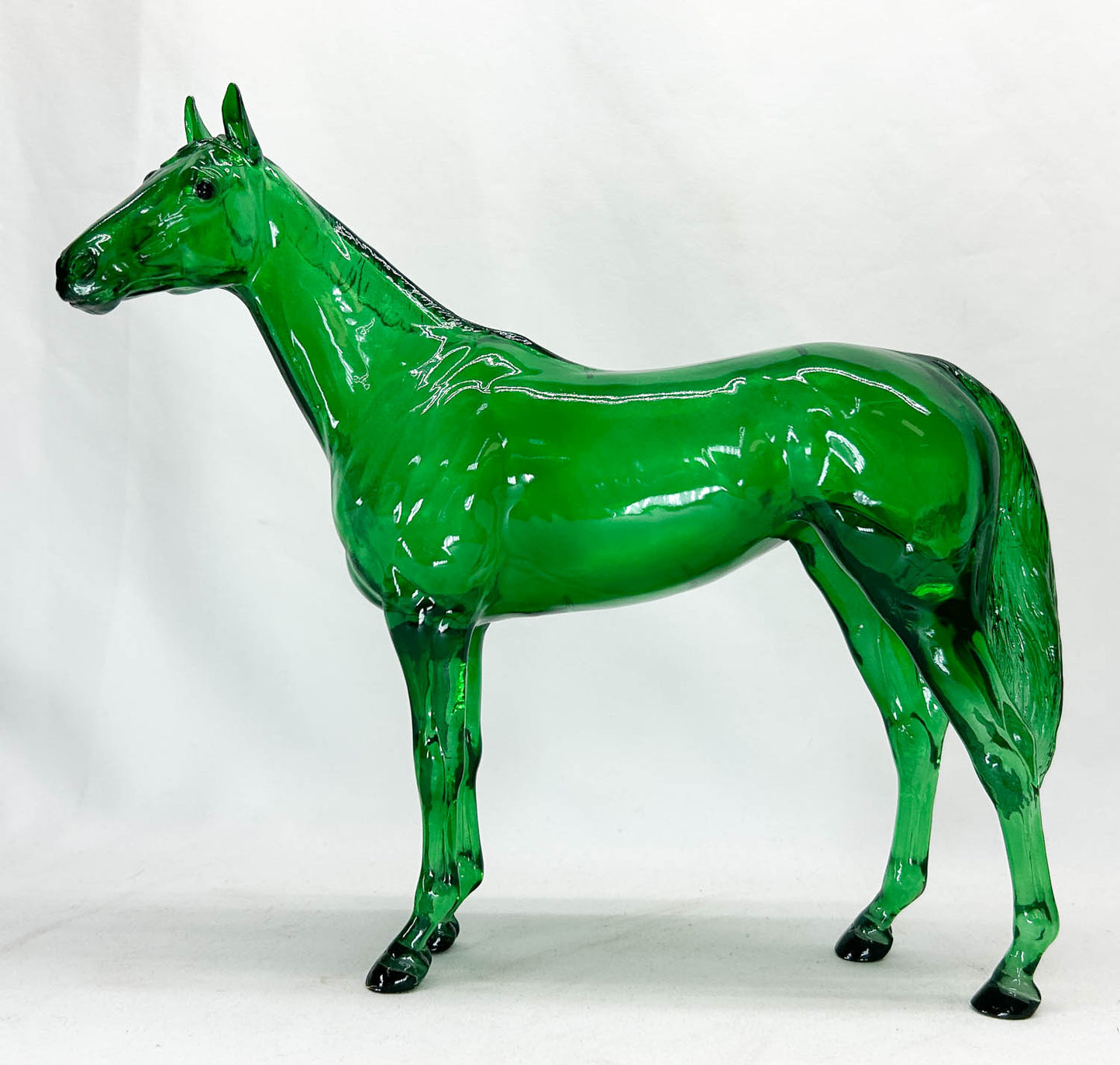 Standing Thoroughbred  ~ Surprise, Girls Run The World, Emerald Green Clearware Decorator (Copy)
