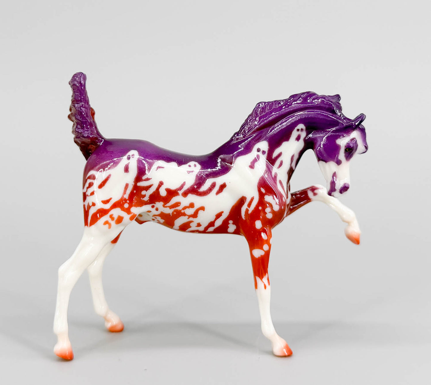 Striking Arabian ~ Mini Spectre - 2026 Spooky Stablemates Series 8