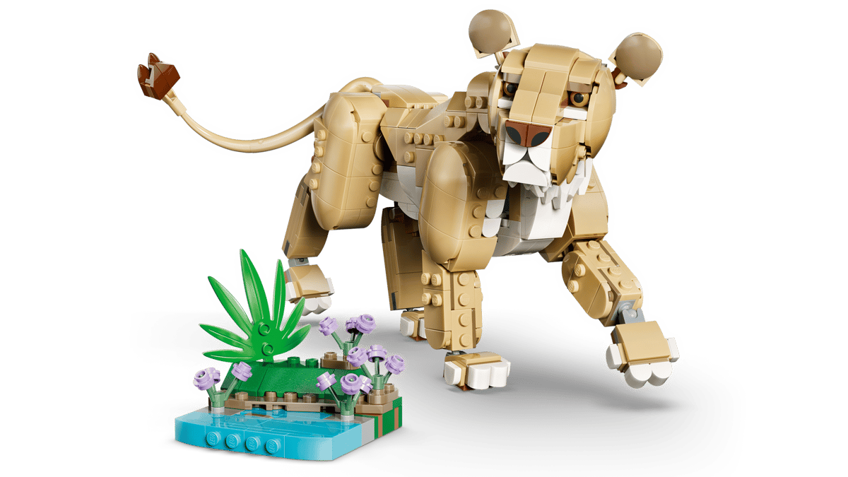 LEGO® Creator 3-In-1 Wild Animals: Majestic Lion #31386 839 Pieces