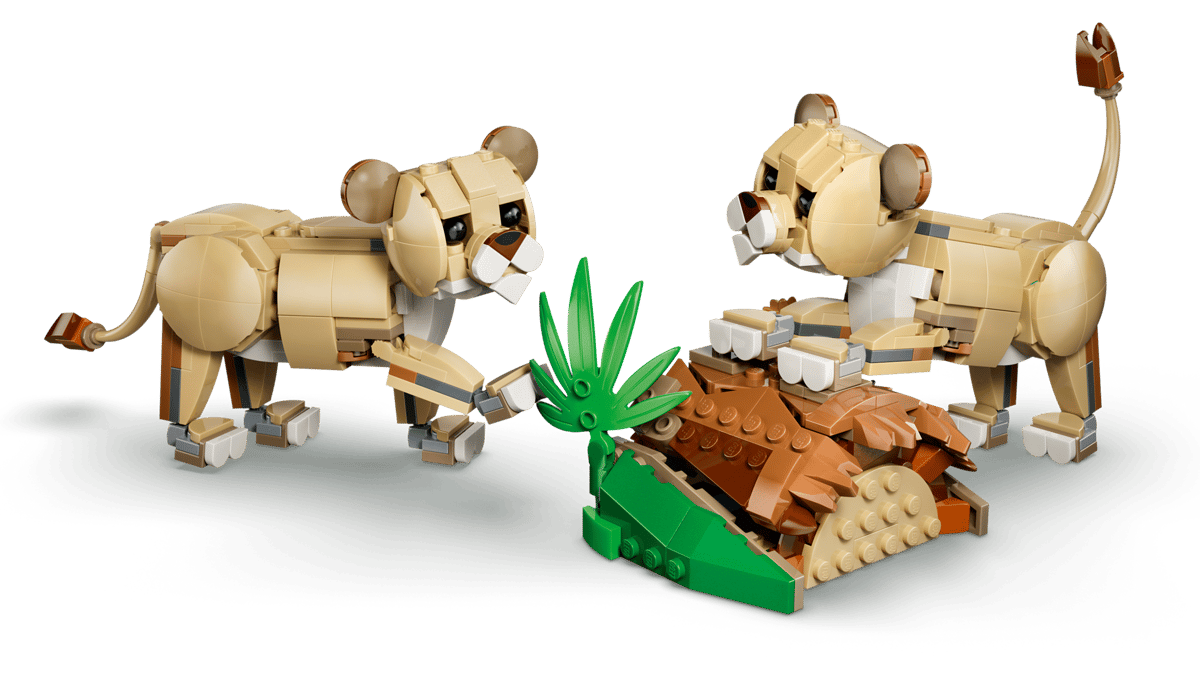 LEGO® Creator 3-In-1 Wild Animals: Majestic Lion #31386 839 Pieces