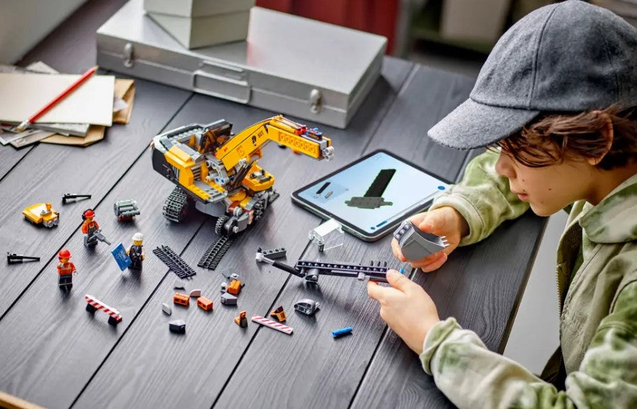 LEGO City ~ Yellow Construction Excavator