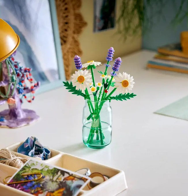 LEGO® Botanicals:  Daisies #11508 133 Pieces