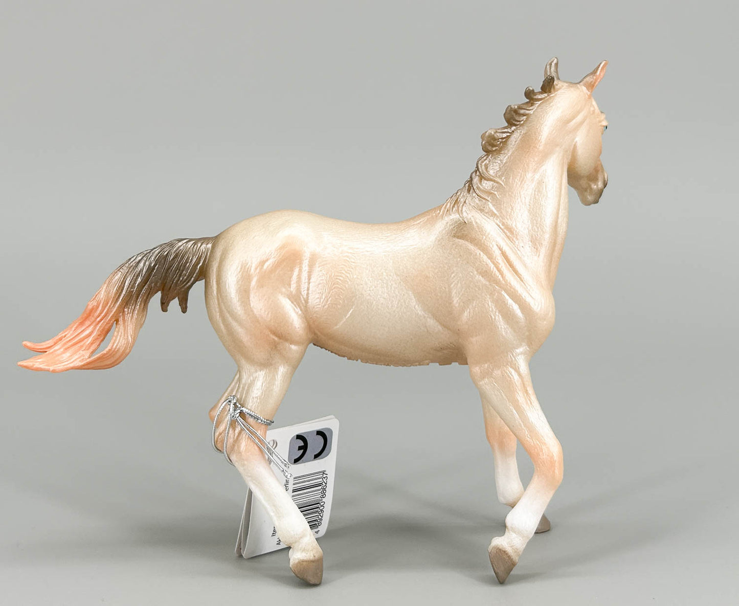 Akhal Teke Mare, Perlino (International Release)