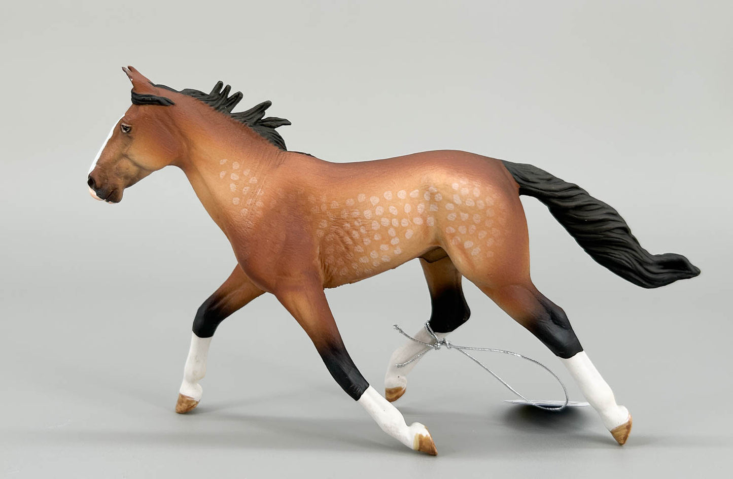 Standardbred Pacer, Dappled Light Bay