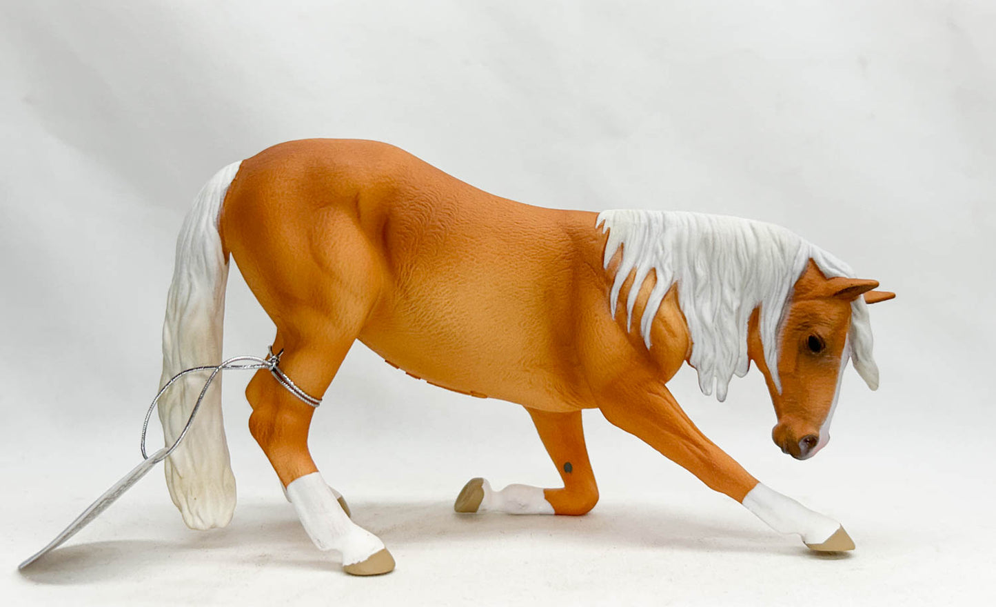 Bowing Lusitano Mare, Palomino