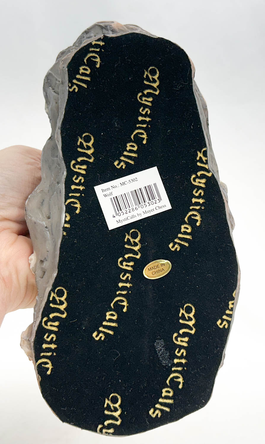 White Wolf Adult, Howling Resin