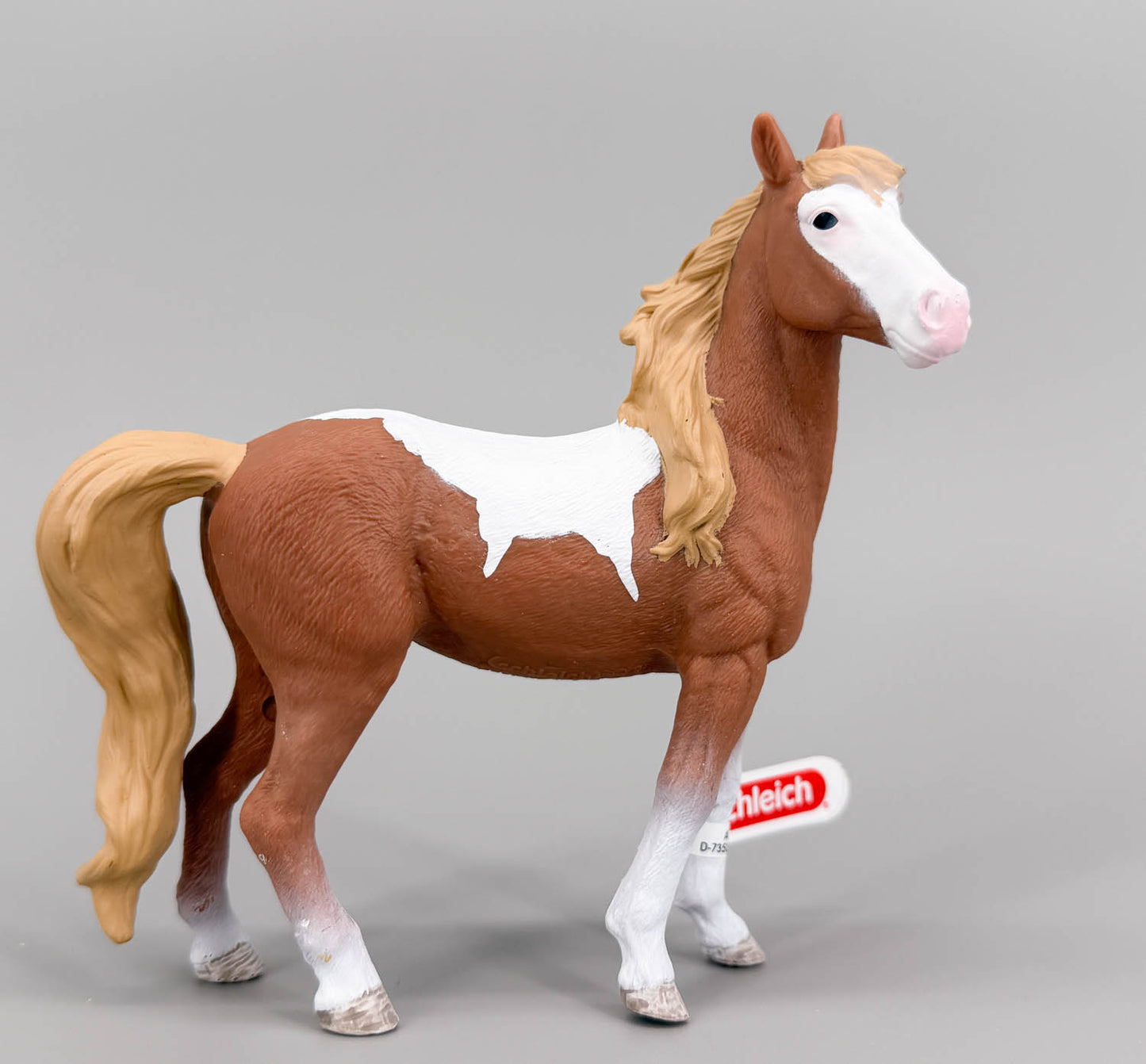 Mustang Mare, Chestnut Pinto
