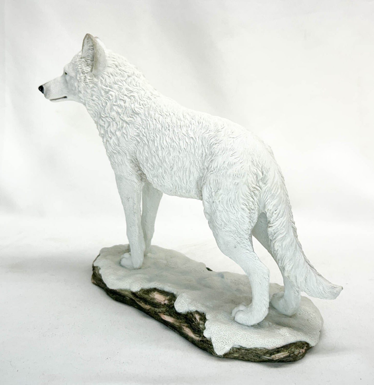 White Wolf Adult, Standing Resin