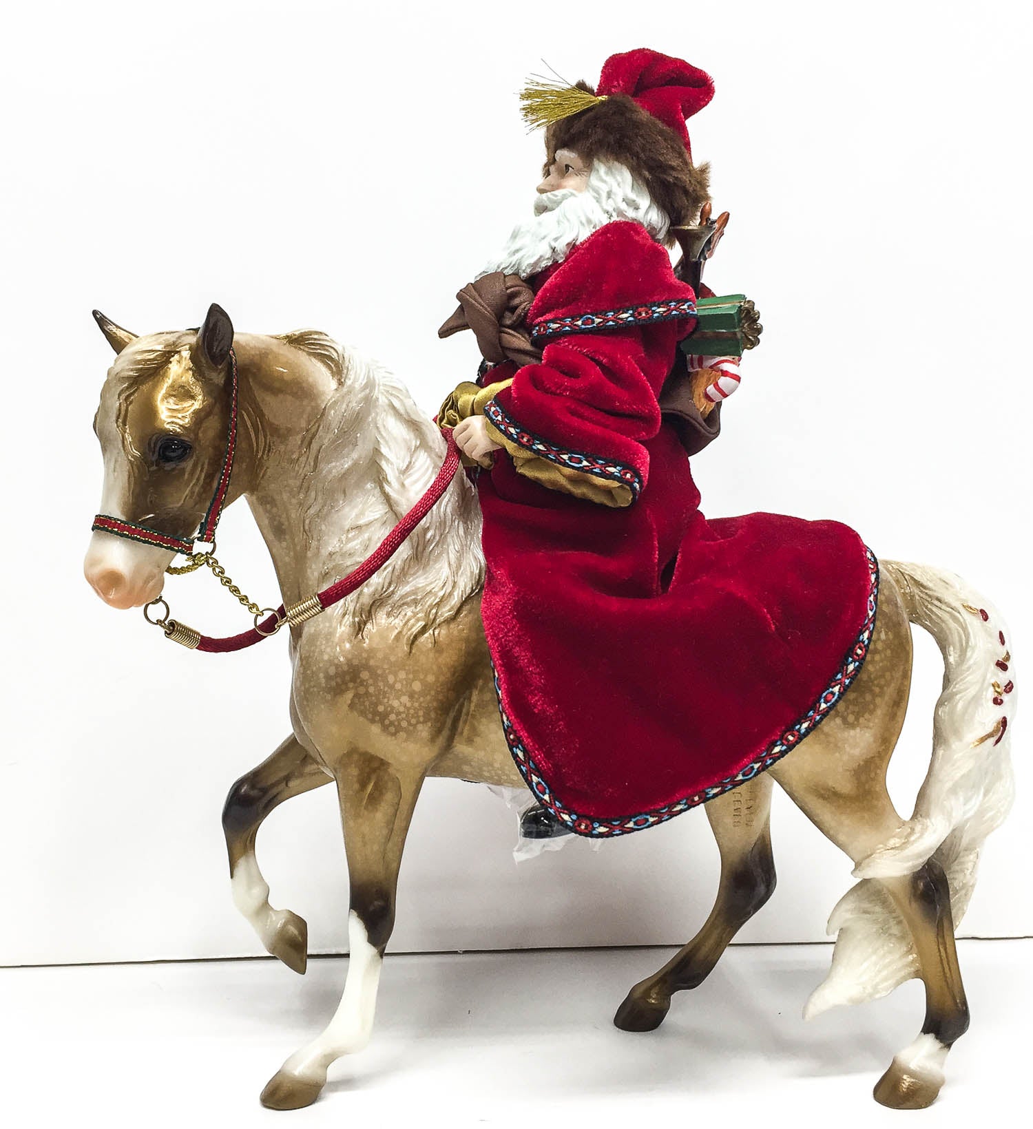 2004 Holiday Horse Set - Marabella ~ Father Christmas & Glittery